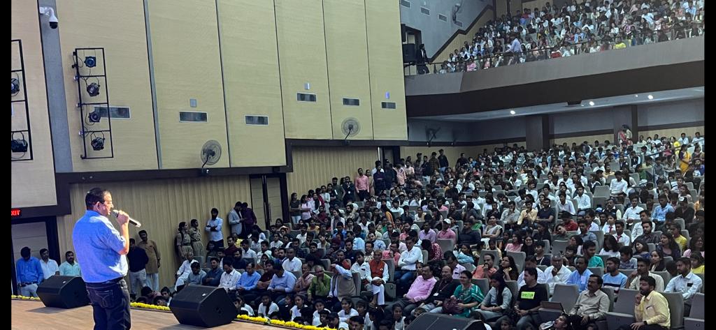 Dr. S. S. Pandey at his seminar